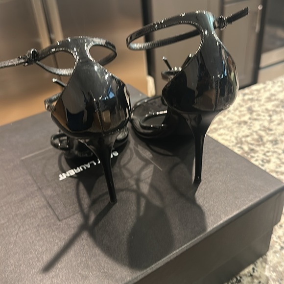 Saint Laurent Glossy Black Strappy Heels - Picture 15 of 17